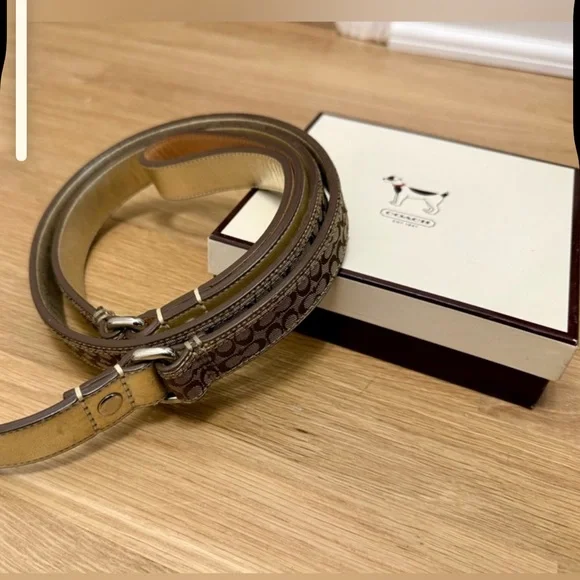 Coach Dog Leash - Picture 2 of 10